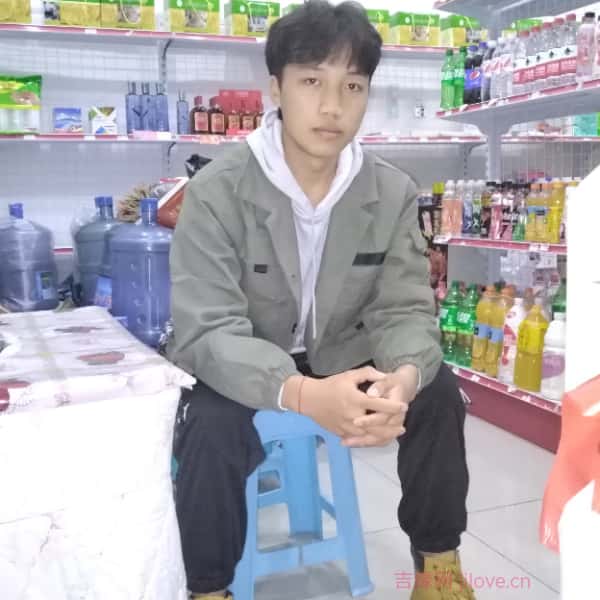 贵州22岁单身帅哥真诚找对象-海西征婚相亲网