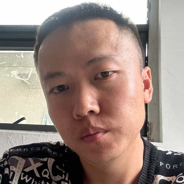 青海32岁单身帅哥真诚找对象-海西征婚相亲网