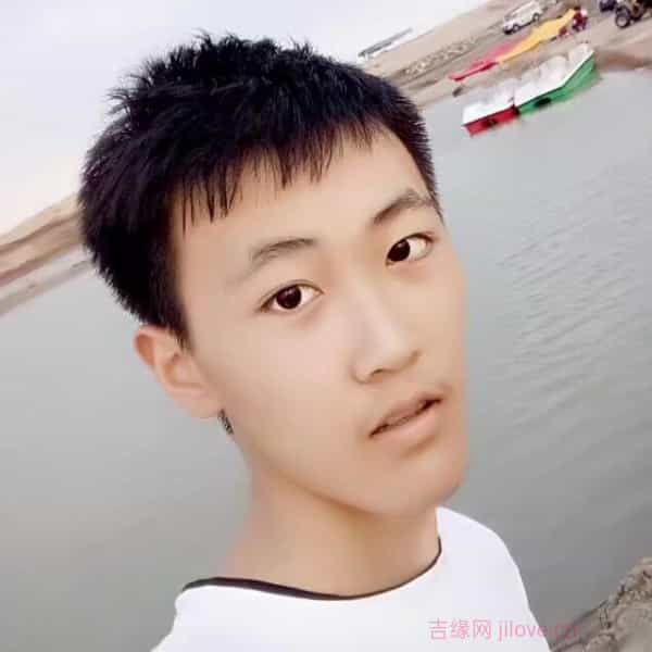 河南24岁单身帅哥真诚找对象-海西征婚相亲网