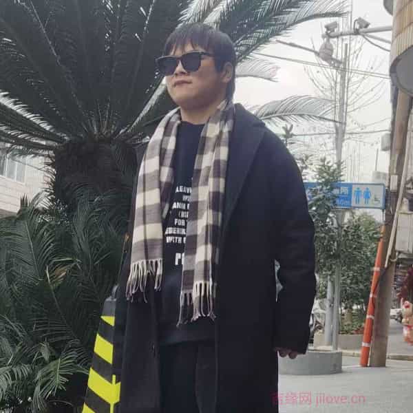 江西20岁单身帅哥真诚找对象-海西征婚相亲网