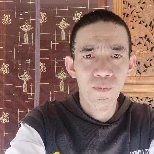 37岁岁云南单身帅哥 - 海西吉缘网