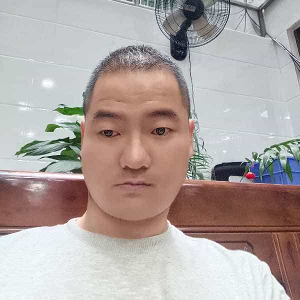 37岁岁福建单身帅哥 - 海西吉缘网
