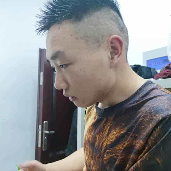 29岁岁四川单身帅哥 - 海西吉缘网