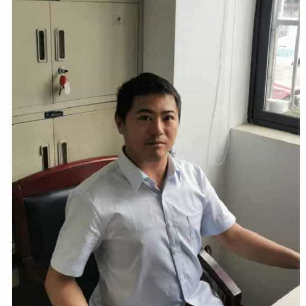 35岁岁河南单身帅哥 - 海西吉缘网