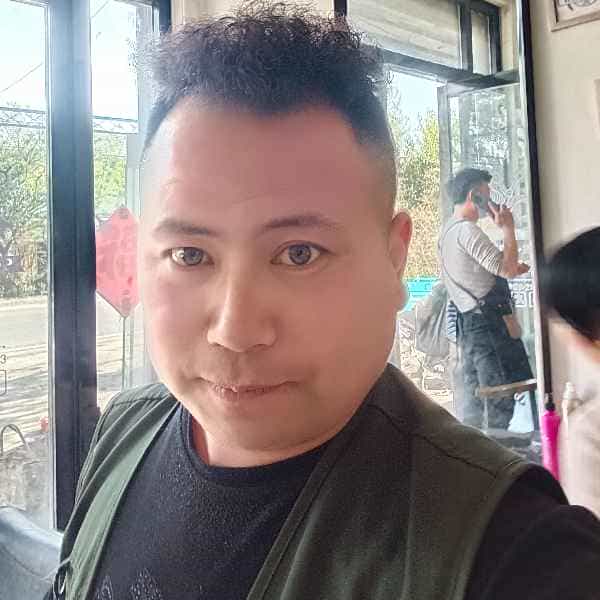 35岁岁山东单身帅哥 - 海西吉缘网