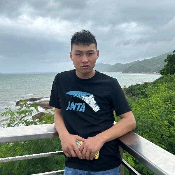 28岁岁山东单身帅哥 - 海西吉缘网