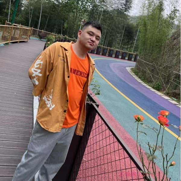 28岁岁湖南单身帅哥 - 海西吉缘网