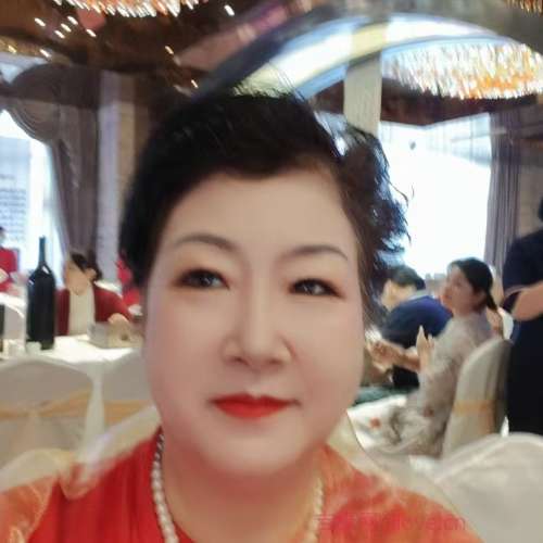 62岁岁海南单身美女 - 海西吉缘网